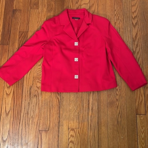 Tommy Hilfiger 3 “button” Cropped Blazer Red Size 6 business causal preppy - Picture 12 of 12